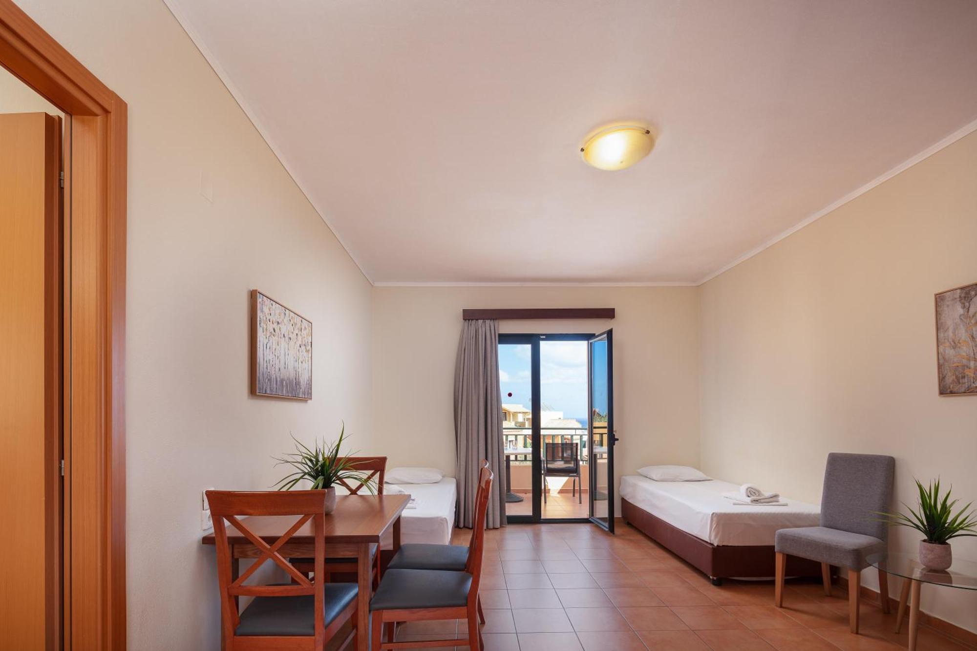 Dia Apartments Hersonissos  Exterior photo