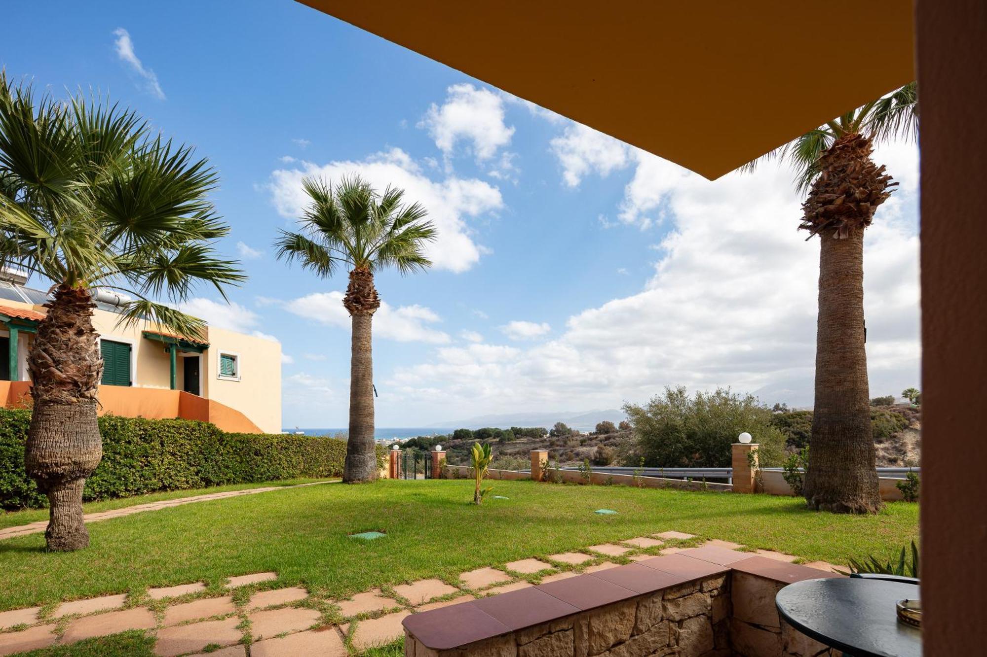 Dia Apartments Hersonissos  Exterior photo